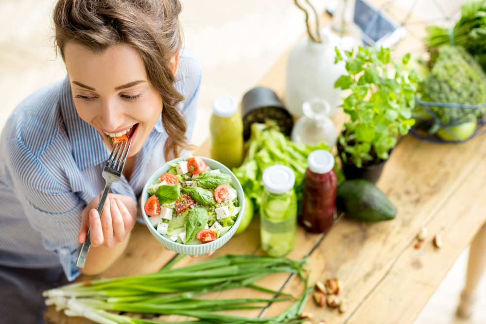 ダイエットに良いとされるご飯の時間は？NGな食事の摂り方も